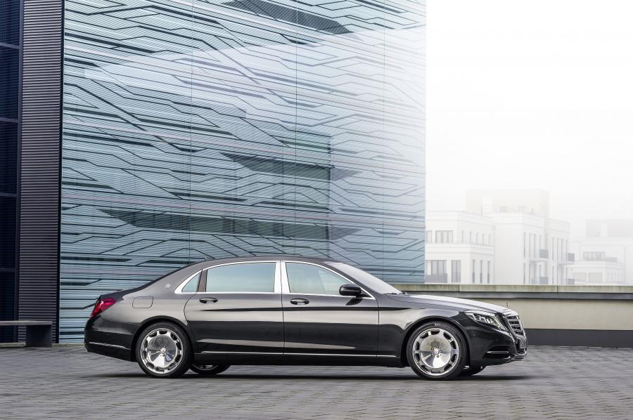  Mercedes-Maybach S600 2017 года  (WW) (фото 17 из 34)